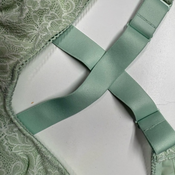 Cacique Light Green Lace Bralette - Picture 2 of 6